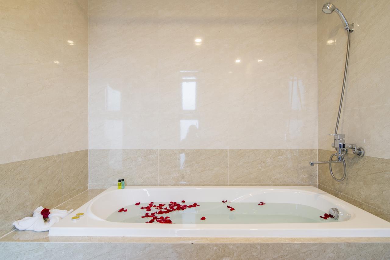 Dana Marina Boutique Hotel Da Nang Dış mekan fotoğraf